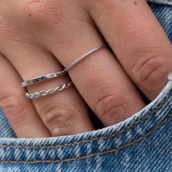 Brandy Melville Set of three unique silver tone Ring bands - Picture 1 of 10